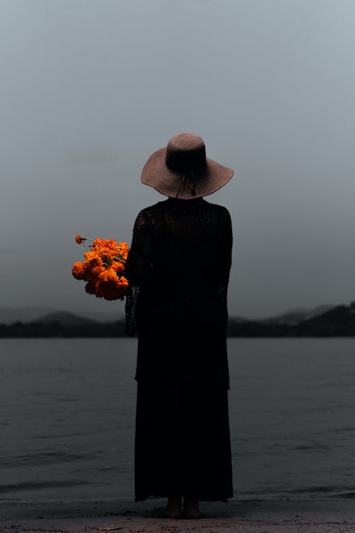 cope with the death of a loved one